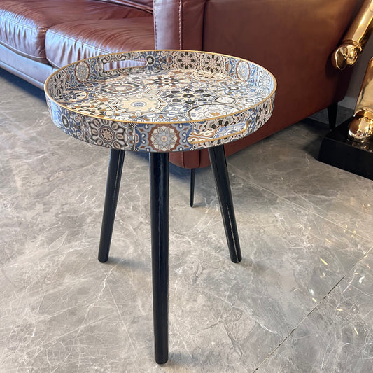 Small side table and coffee table