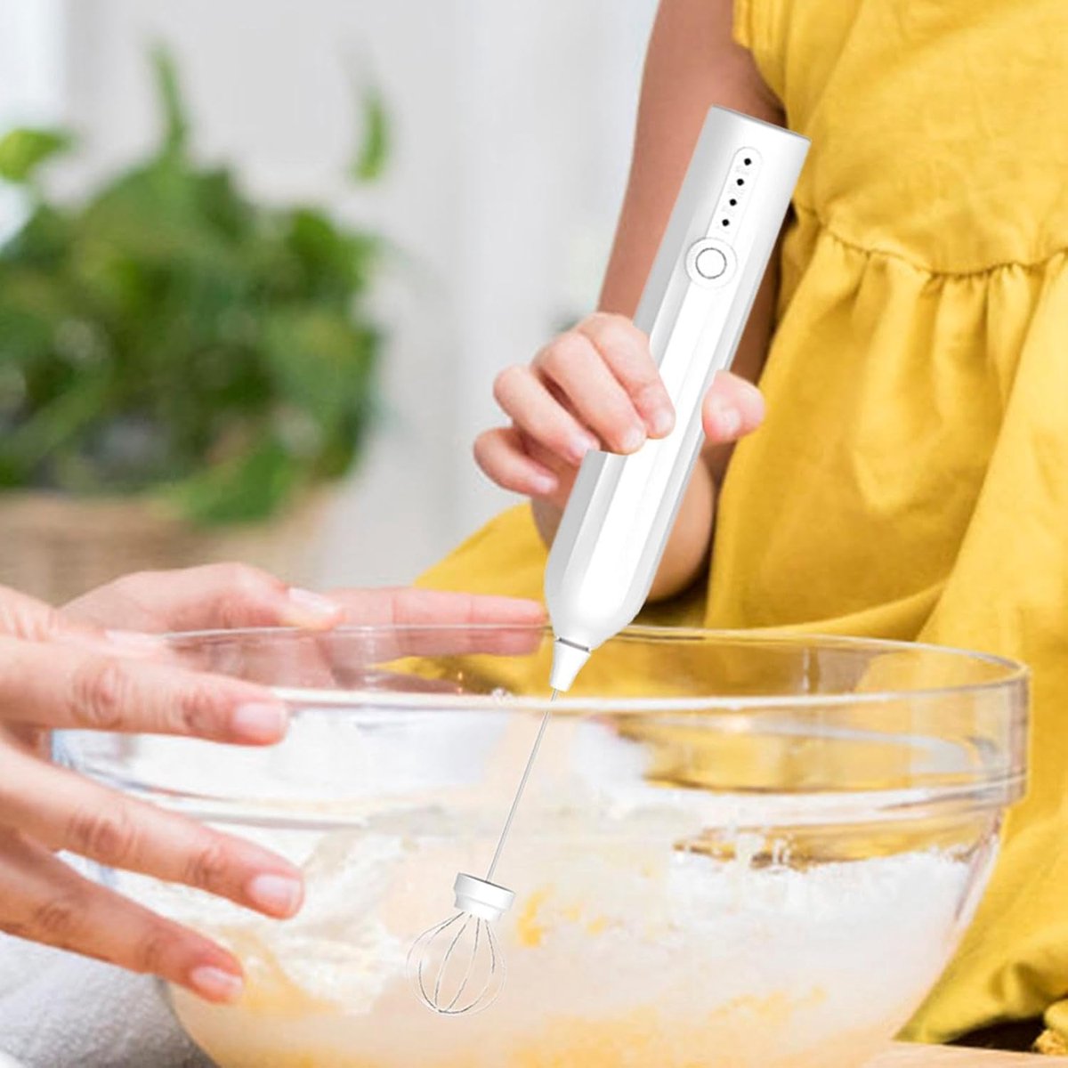 Electric milk frother, manual, rechargeable, mini whisk, USB rechargeable, 3 speeds, for lattes, cappuccinos, coffee, cream, hot chocolate, eggs, etc.
