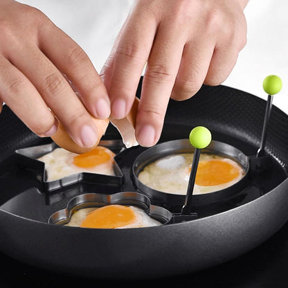 Egg ring - 4-piece - Heart-shaped egg ring - Practical egg rings - Cooking ring - Pancake maker - heart star flower and round egg cooker ring - Baking accessory - kitchen tool - for frying eggs - Stainless steel