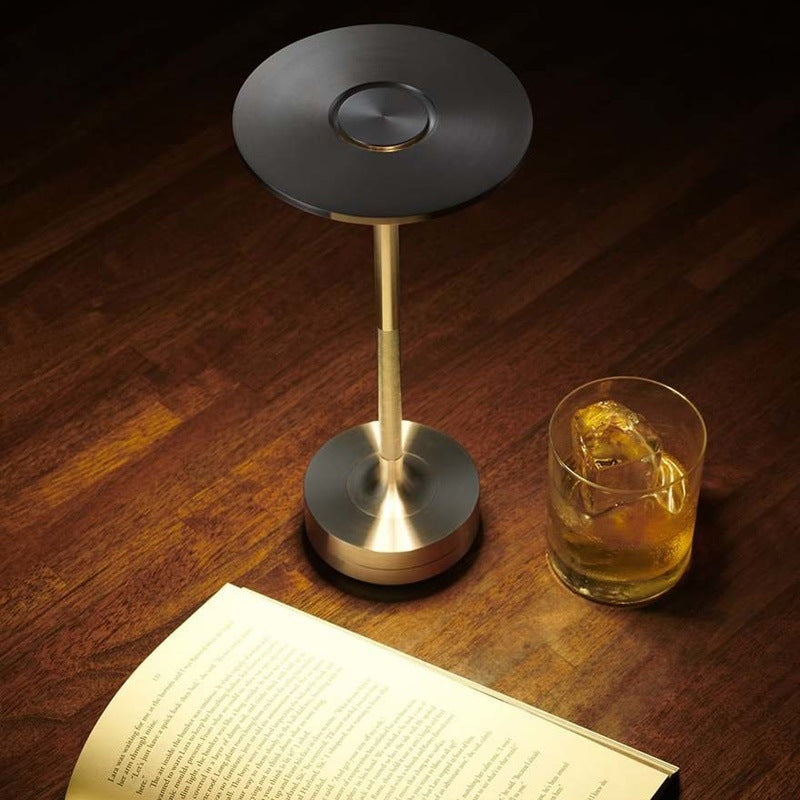 Dimmable USB Rechargeable Desk Lamp GPA black