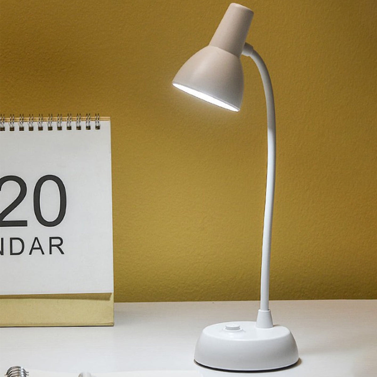 CCMAOLU Cute Pink Desk Lamp with USB Charging Port,Dimmable LED Table Lamp for Home Office,Flexible Neck Reading Light with Auto Dimming,Power Adapter Included,LED Eye Protection Table Lamp White
