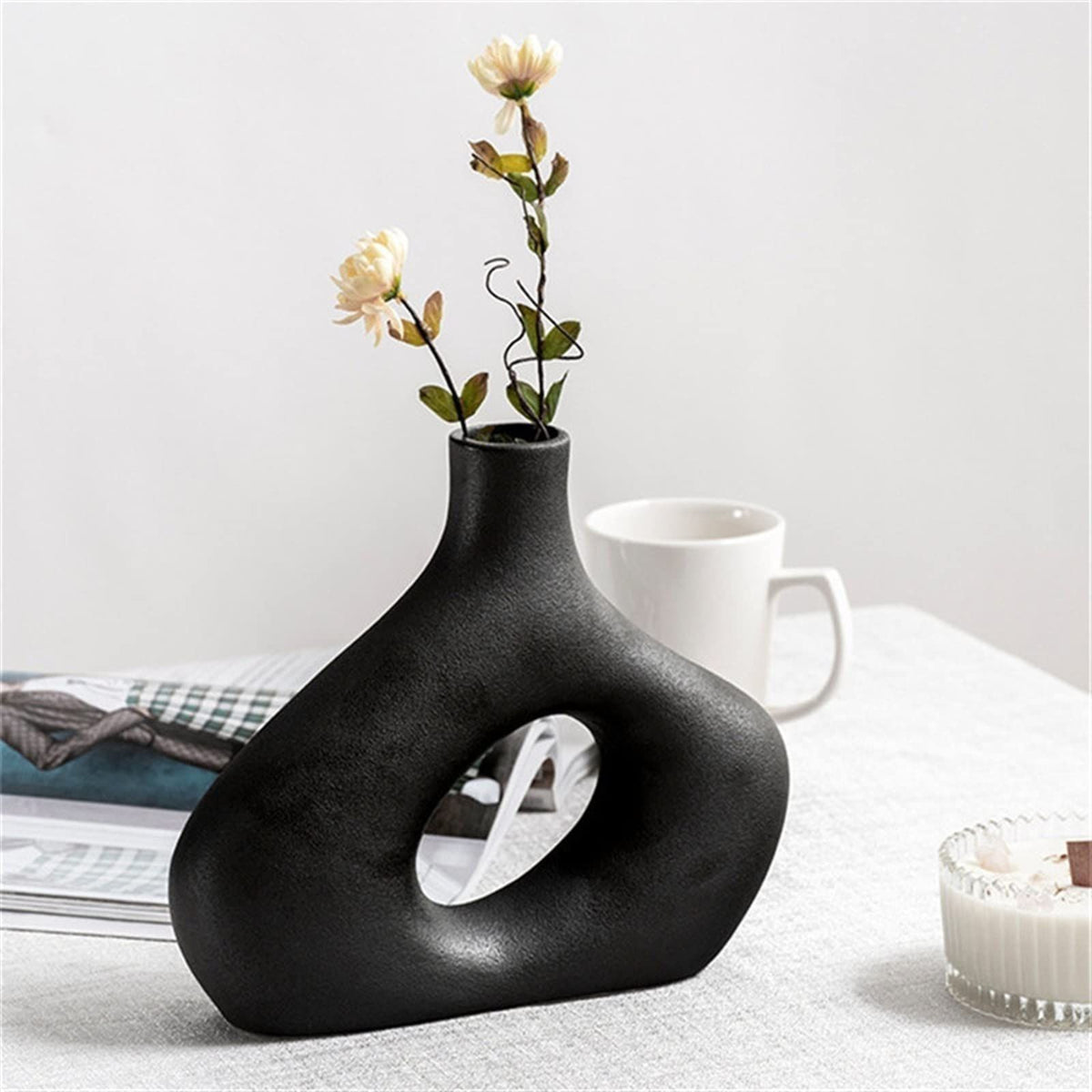 Ceramic vase ornaments, dried flowers, living room home decor, creative homestay style decorations, flower vessels