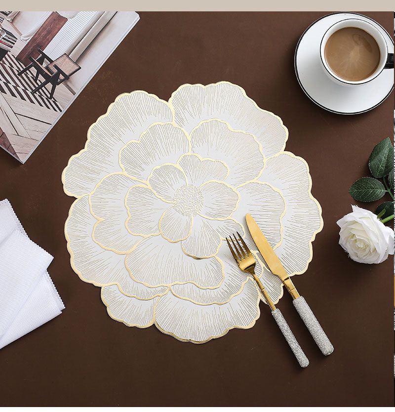 Round Table Place Mats,Gold Placemats Bulk Pressed Vinyl Washable Plate Mats for Table Centerpieces Decorations Weddings Birthday