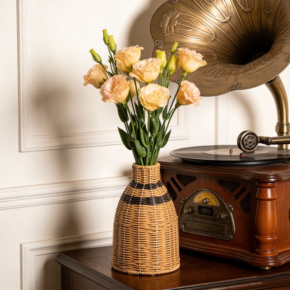 Handwoven Rattan Vase, Natural Wicker Decorative Vase, Boho Rustic Woven Flower Vase for Tabletop Centerpiece, Living Room, Home Decor