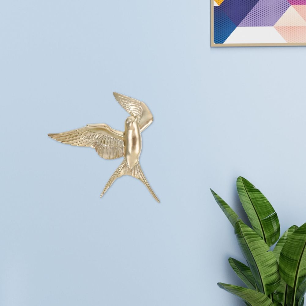 Golden Resin Bird Wall Sculpture Realistic 3D Hanging Pendant Home Decor