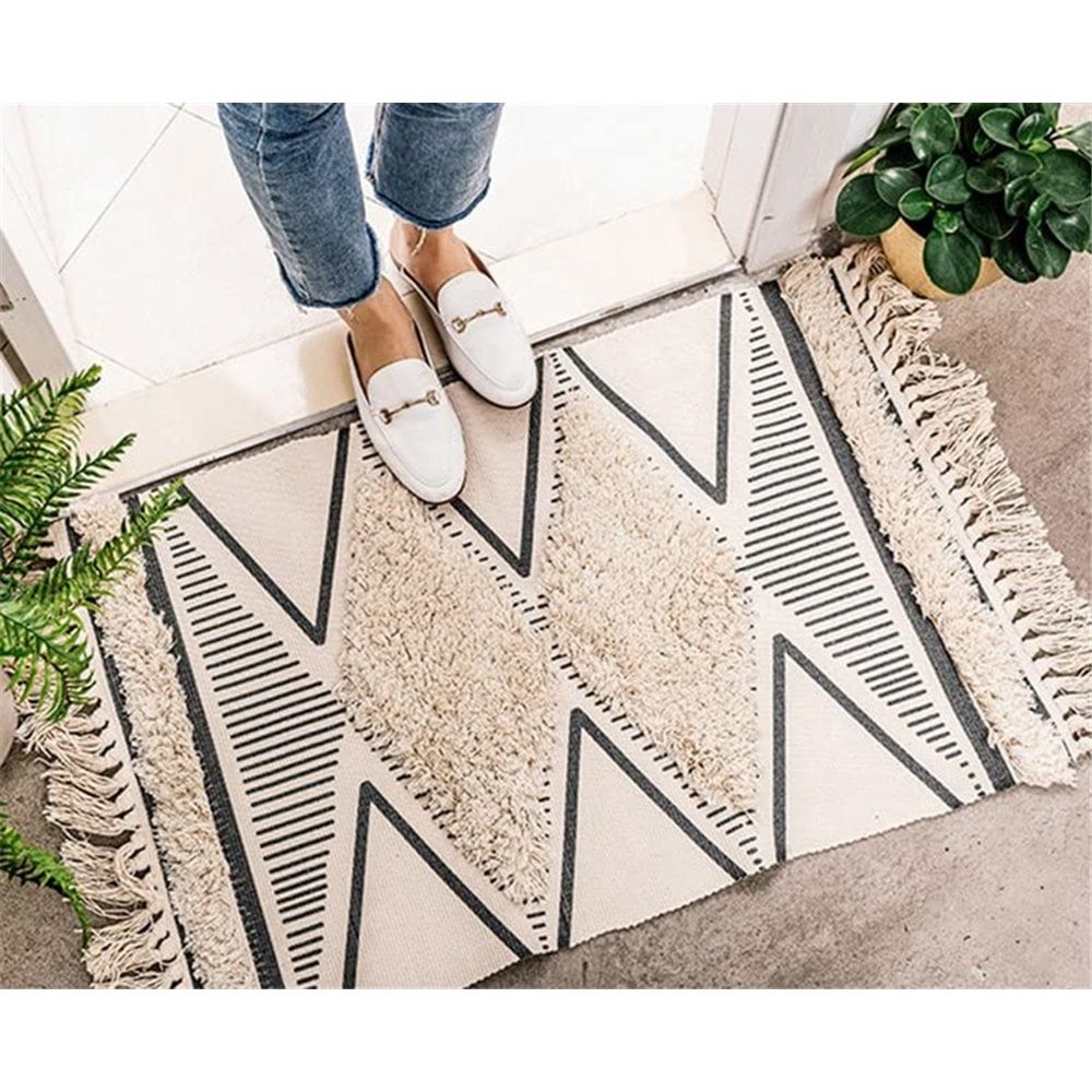 Boho Bathroom Rug   Hand Woven Cotton Tufted Chic Diamond Print Tassels Throw Rugs Door Mat Indoor Area Rugs for Bedroom, Living Room, Laundry Room（60*90cm）