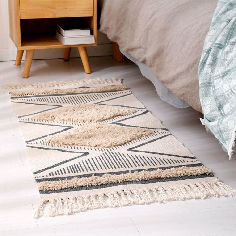 Boho Bathroom Rug   Hand Woven Cotton Tufted Chic Diamond Print Tassels Throw Rugs Door Mat Indoor Area Rugs for Bedroom, Living Room, Laundry Room（60*90cm）