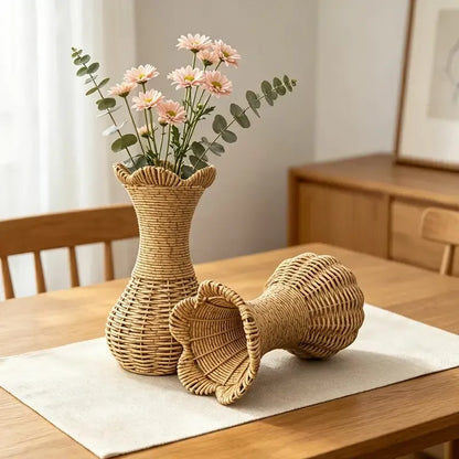 Rattan-Look Hourglass Vase, Petal Rim Adds Elegance — Handcrafted Dried Flower Décor for Living Room./Cloth mark payment