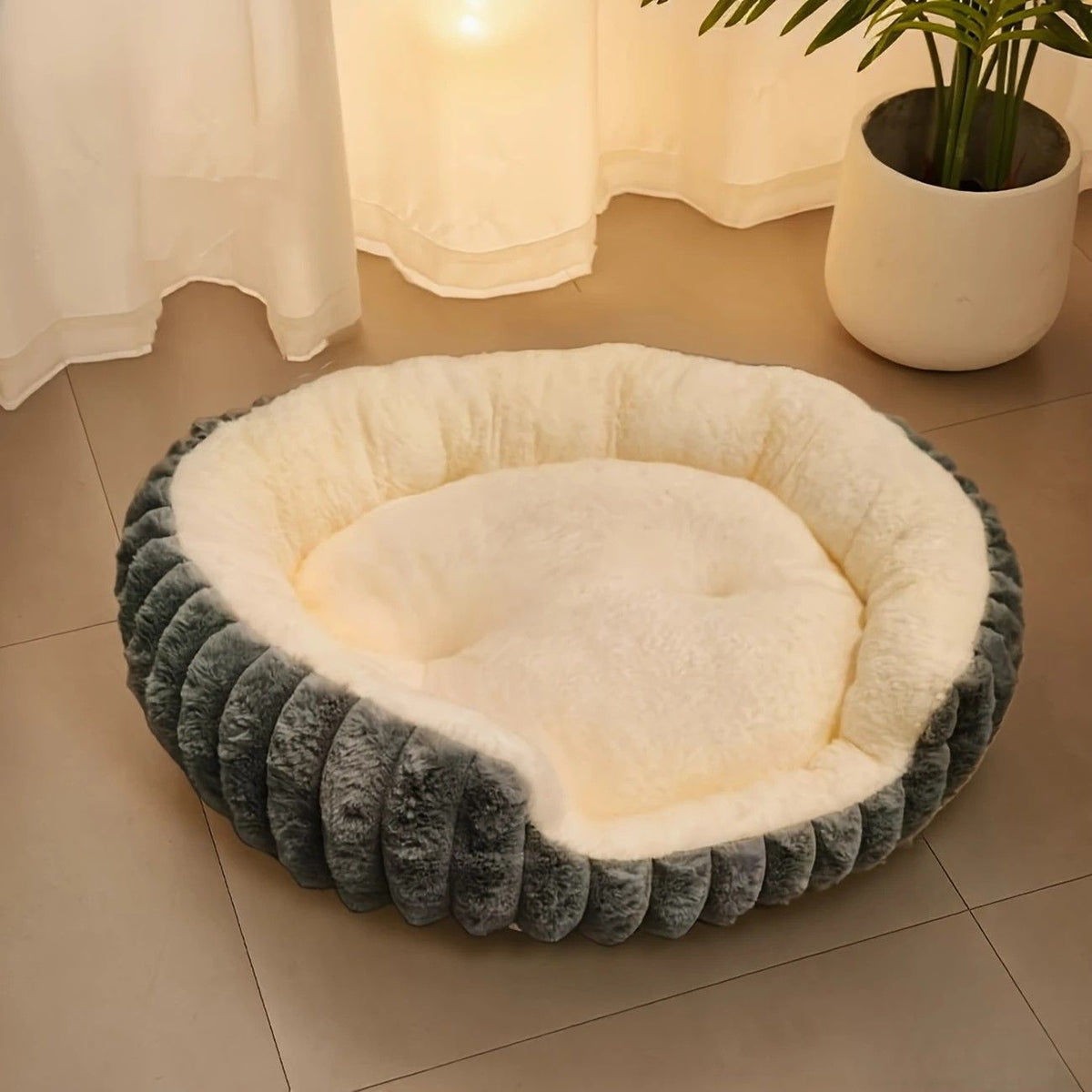Pet owners are searching: Winter thick rabbit fur pet bed, ultimate cold-proof warmth solution(grey  NO:M)