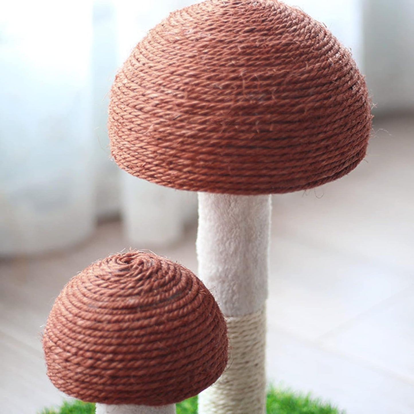 Mushroom Cat Scratching Post with Natural Sisal, Simulation Lawn Cat Climbing Shelf, Multifunctional Cat Toys Scratching Board for Play and Rest, Cat Furniture Protector
