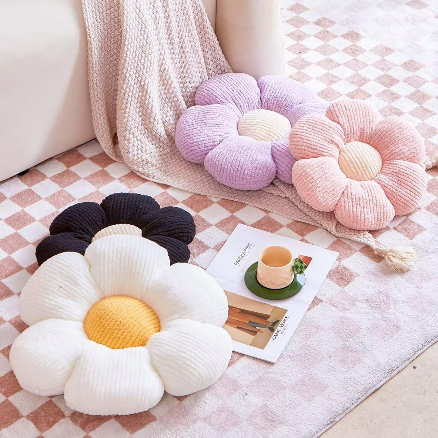 White Flower Decorative Throw Pillow for Bed Couch, Cute Daisy Shaped Plush Aesthetic Pillow, Soft 19.6" Floor Pillow Seat Cushion