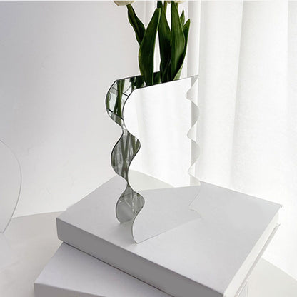 Flower Vase Modern Acrylic Decorative Unique Wavy Shape Vase for Bedroom Living Room Table Mirror