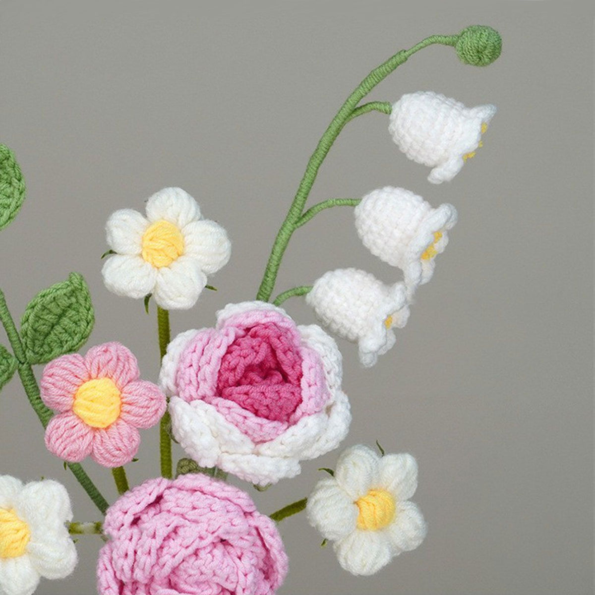 Simulation Woolen Flower Handmade Knitting Artificial Flower Crochet Knitted Flower with Ceramic Vase Table Flower Gift