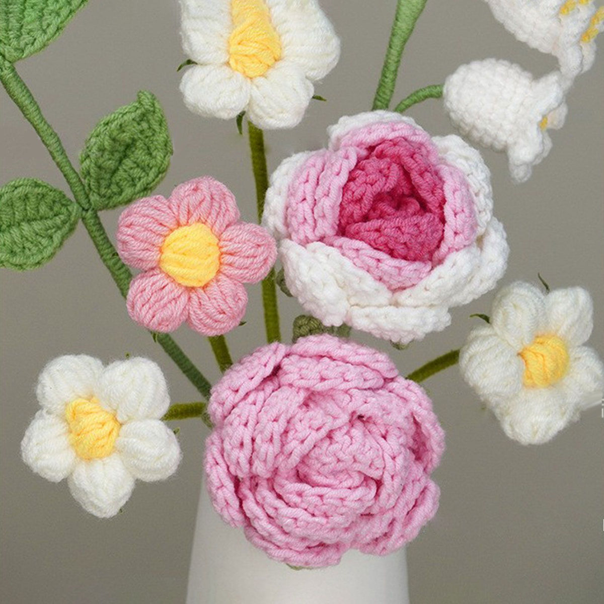 Simulation Woolen Flower Handmade Knitting Artificial Flower Crochet Knitted Flower with Ceramic Vase Table Flower Gift