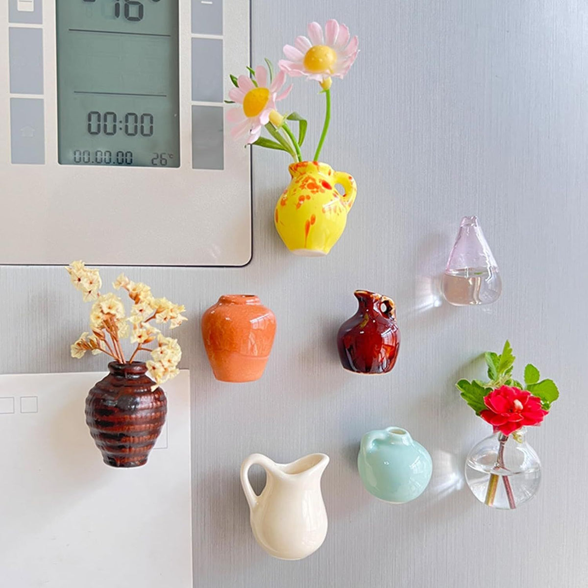 8PCS Cute Mini Ceramic Vase Magnets for Fridge, Mini Bud Vases Magnetic, Tiny 3D Plant Vase for Refrigerator Decoration Kitchen Locker Kitchen Office