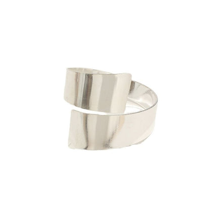 Silver Napkin Rings Set of Metal Napkin Ring Holder for Thanksgiving, Christmas Dinner Table Setting, Wedding, Holiday Parties