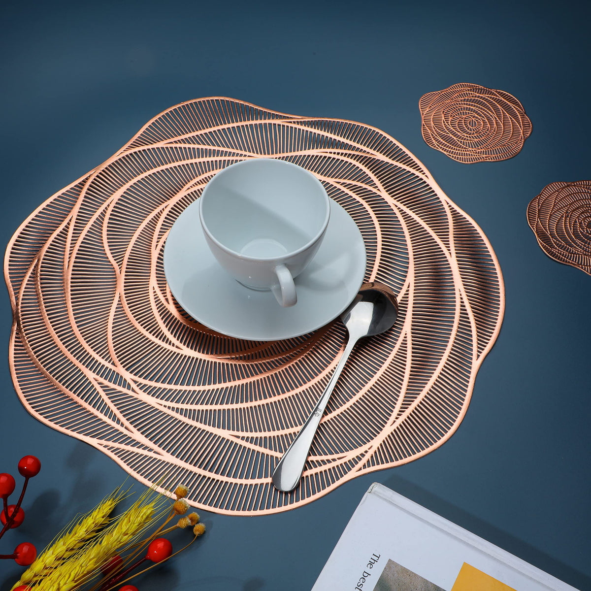 Snowkingdom Rose Gold Placemats and Coasters Set of 6 Pressed Metallic Vinyl Round Place Mats Dining Table Mats Dinning