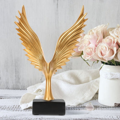 Golden Dapeng Statue Artistic Gift for Friends and Family Home Decoration