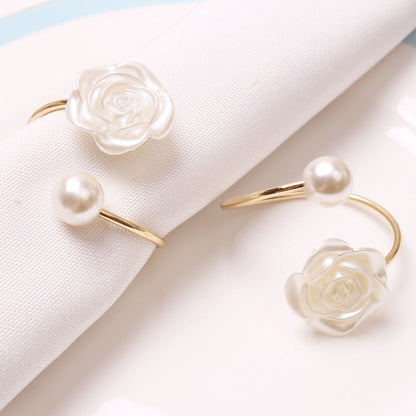 12Pcs Napkin Rings Pearl Napkin Holder Rose Napkin Buckles for Wedding Banquet Home Party Kitchen Decor Festival Dinning Table