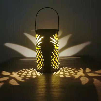 Solar Lantern Lights Outdoor Metal Hanging Solar Lights Retro Pineapple Pattern Projection Lamp for Porch Garden Outdoor Decor