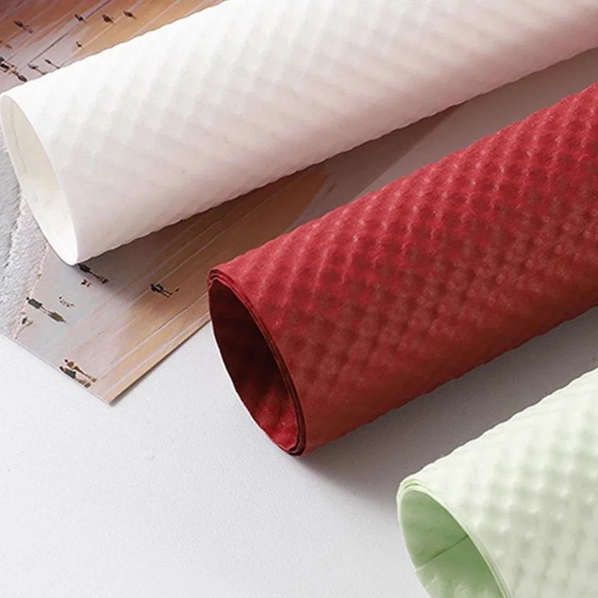 Embossed Paper Convex Flower Wrapping Paper for Floral Shop and Flower Wrapping - White