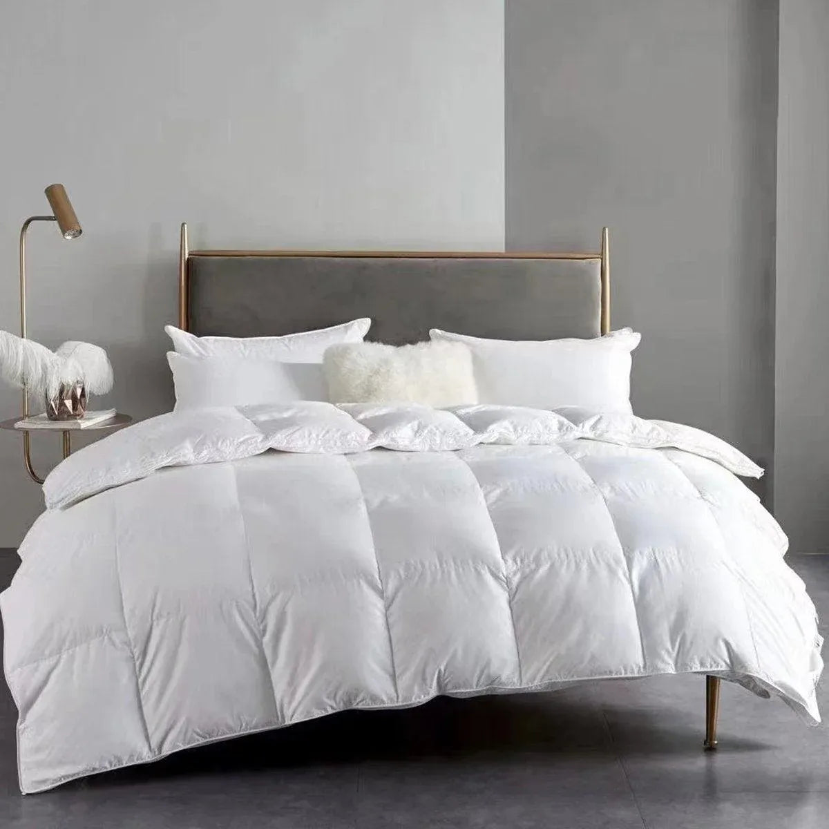 Luxury Hotel Quilt Core – Soft Microfiber Down Alternative Comforter for All Seasons - 180x210cm-Brushed