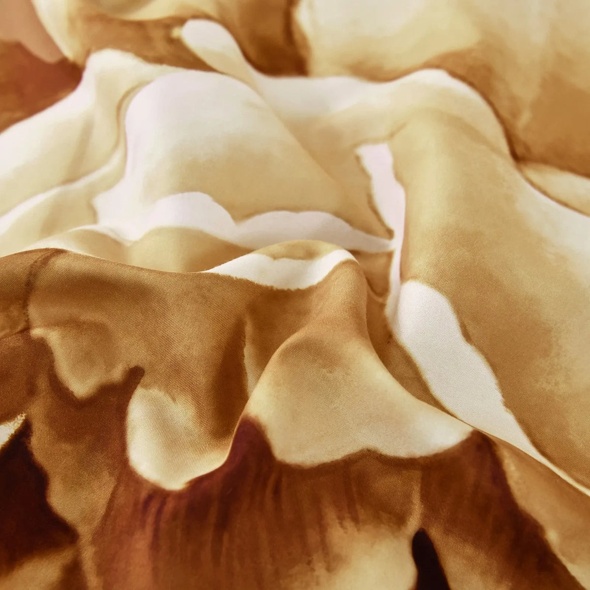 Golden Bloom Majesty Caramel Blossom 3 Piece Comforter Set
