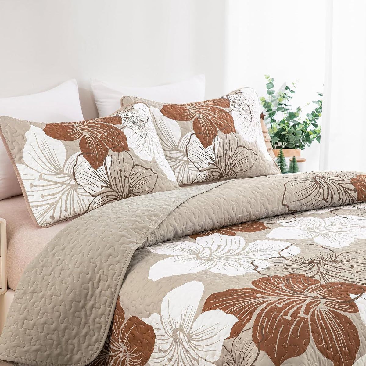 Taupe Floral Mosaic Bedspread Coverlet 3 Piece Set