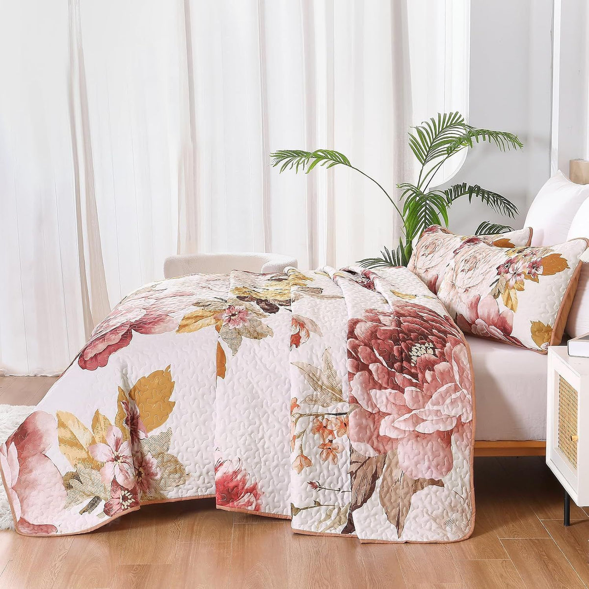 Blush Botanica Reverie 3 Piece Reversible Bedspread Set
