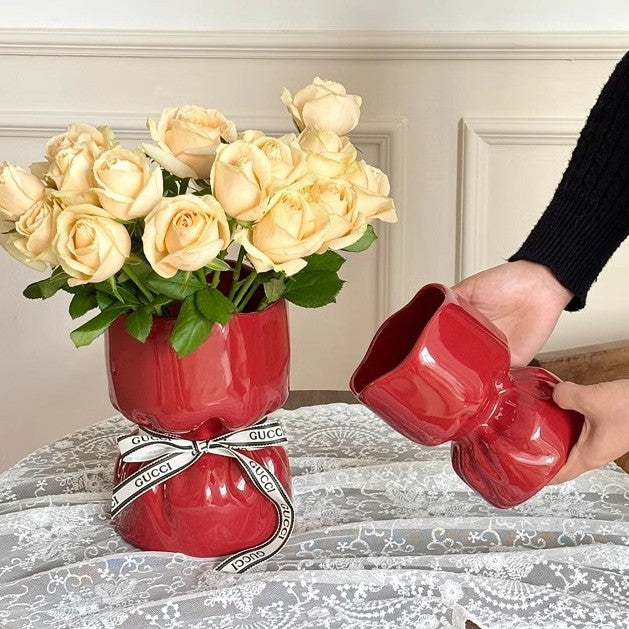 Artisan Handcrafted Ceramic Vase - Minimalist Home Decor with Stable Base(black)